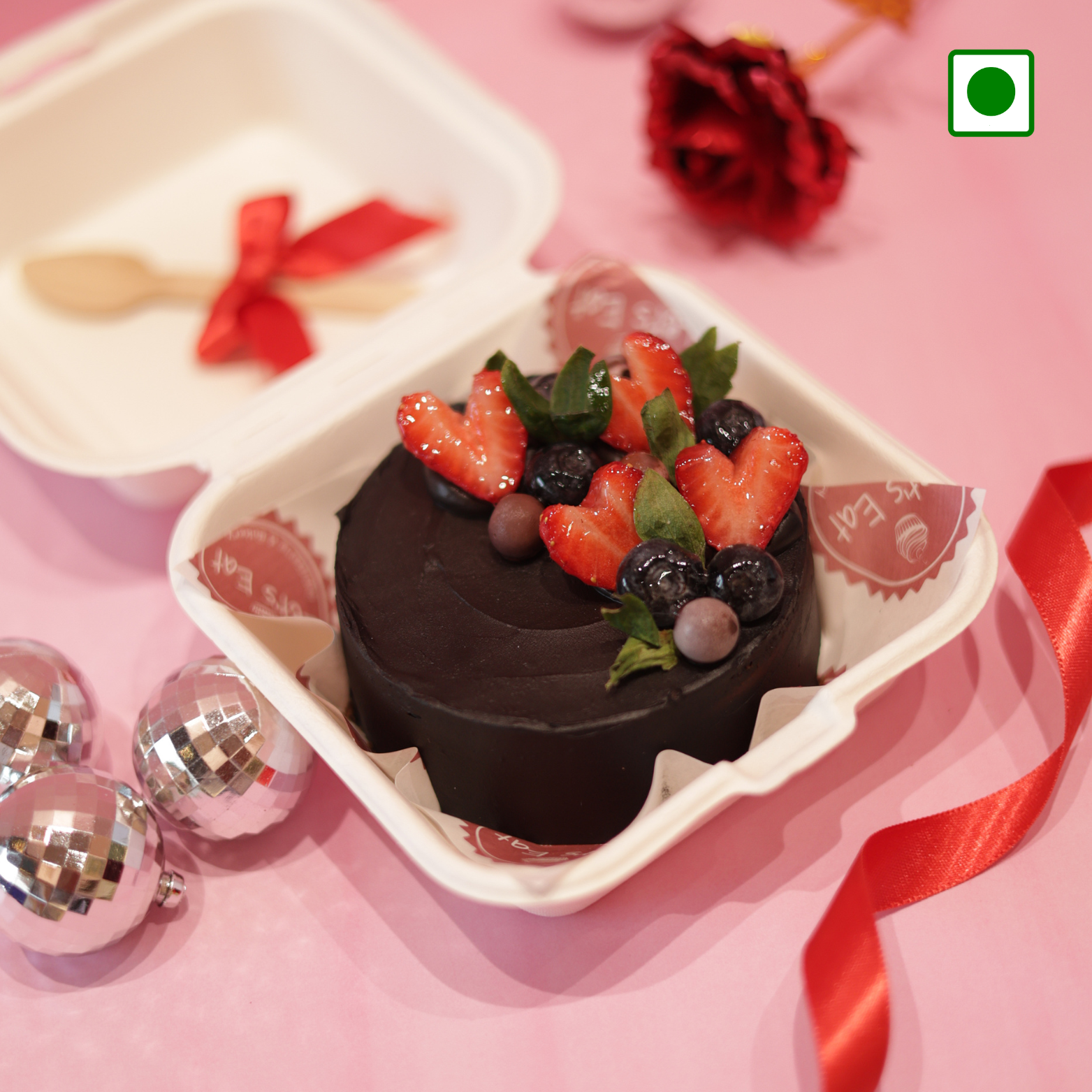 Rich Chocolate Bento Cake